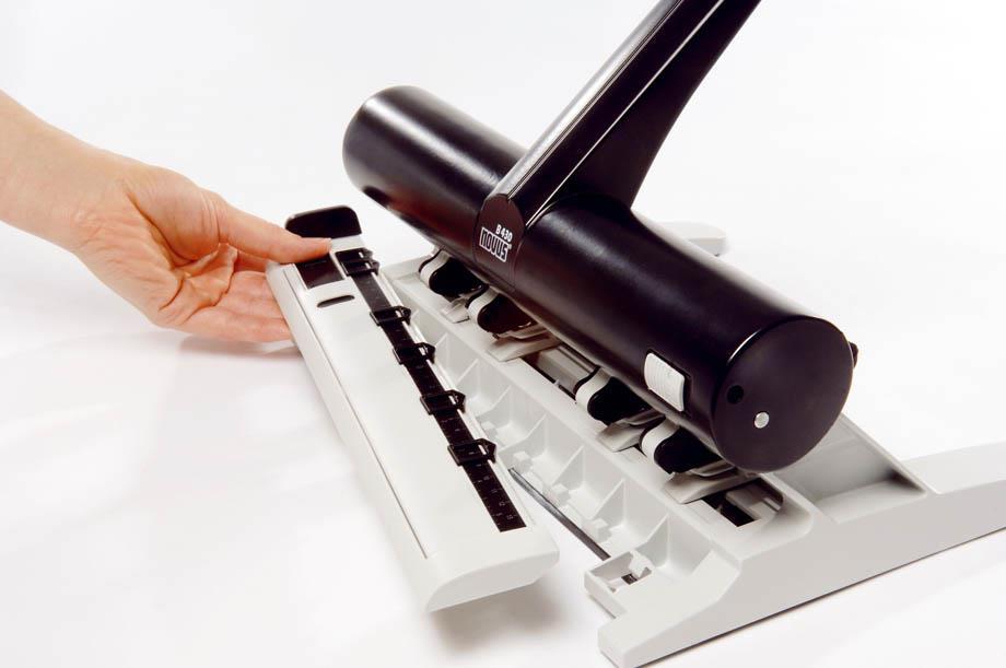 Novus Luknjač za 4 luknje B 430