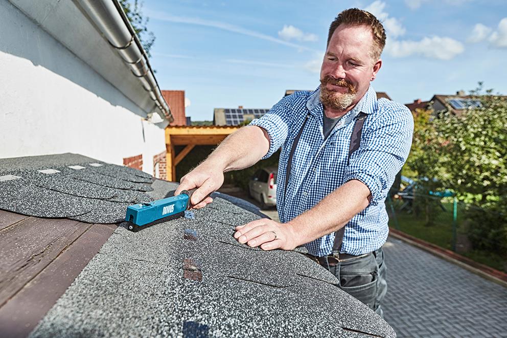 Novus Tapetniški udarni spenjač J-033